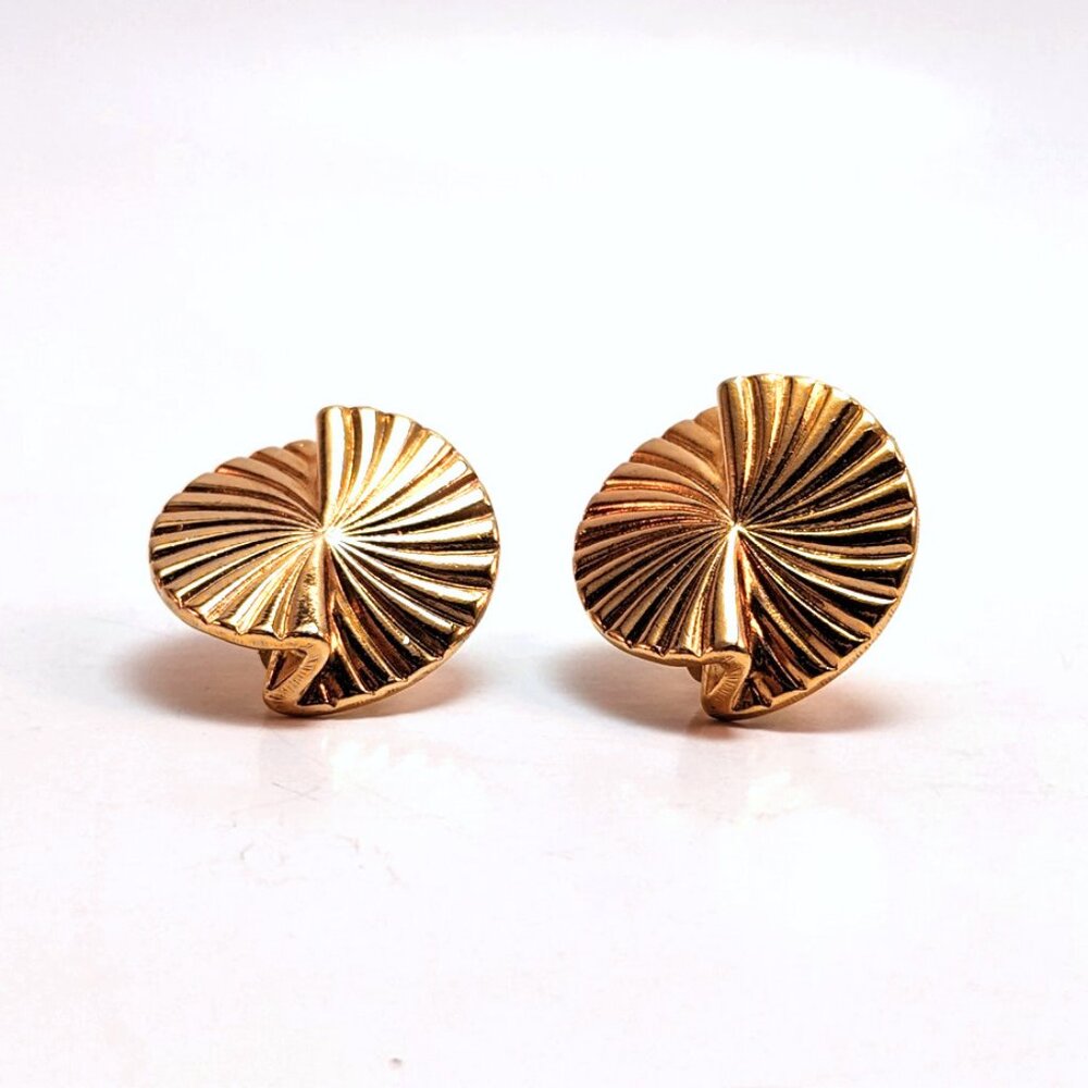 Clip-On Vintage 80s Scalloped Gold Fan Earrings Art Deco Classic Party Elegant